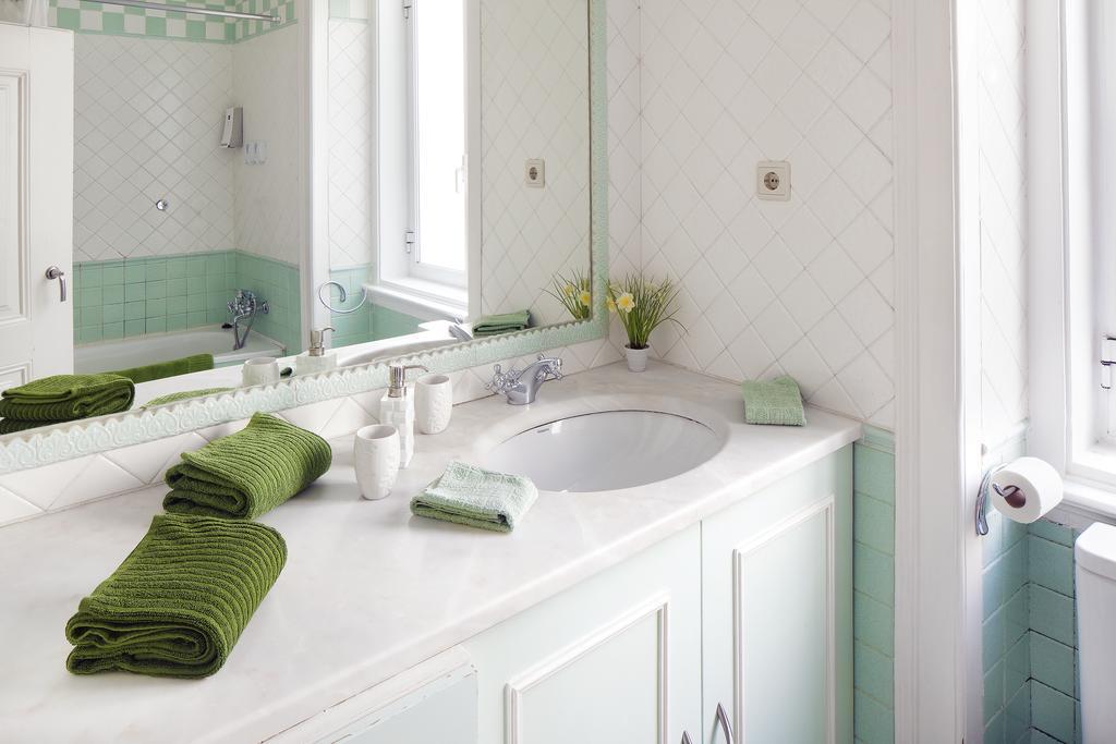 Lisbon Rentals Real Bilik gambar